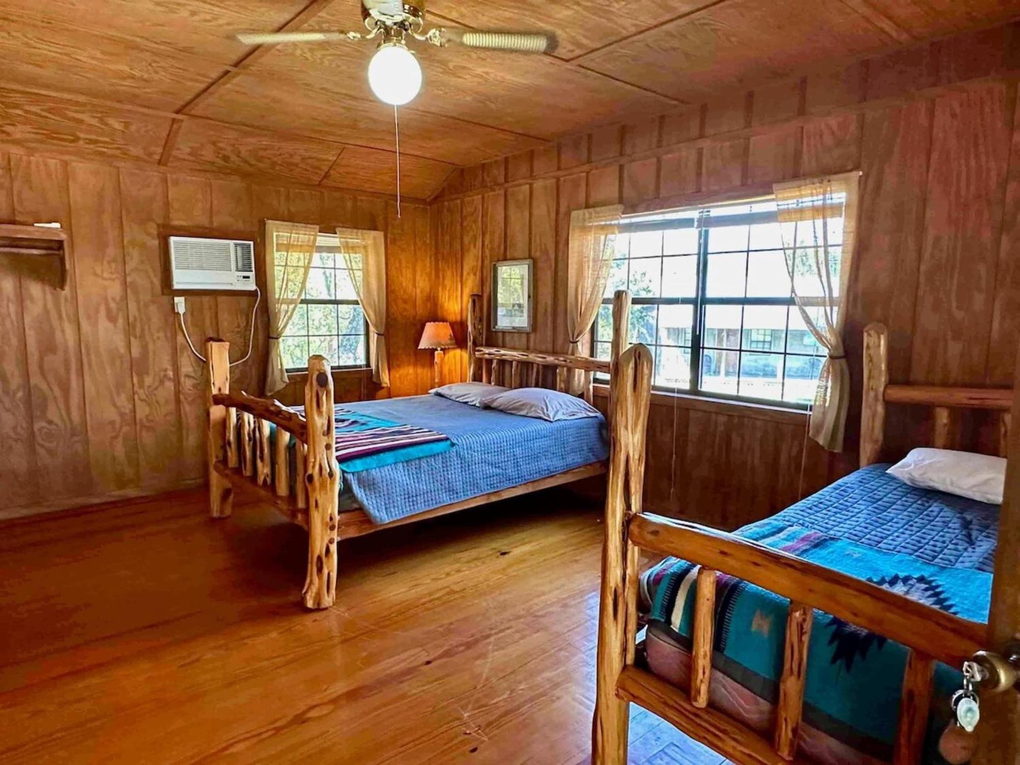 Crc Ranch Retreat Otel Bandera Oda fotoğraf