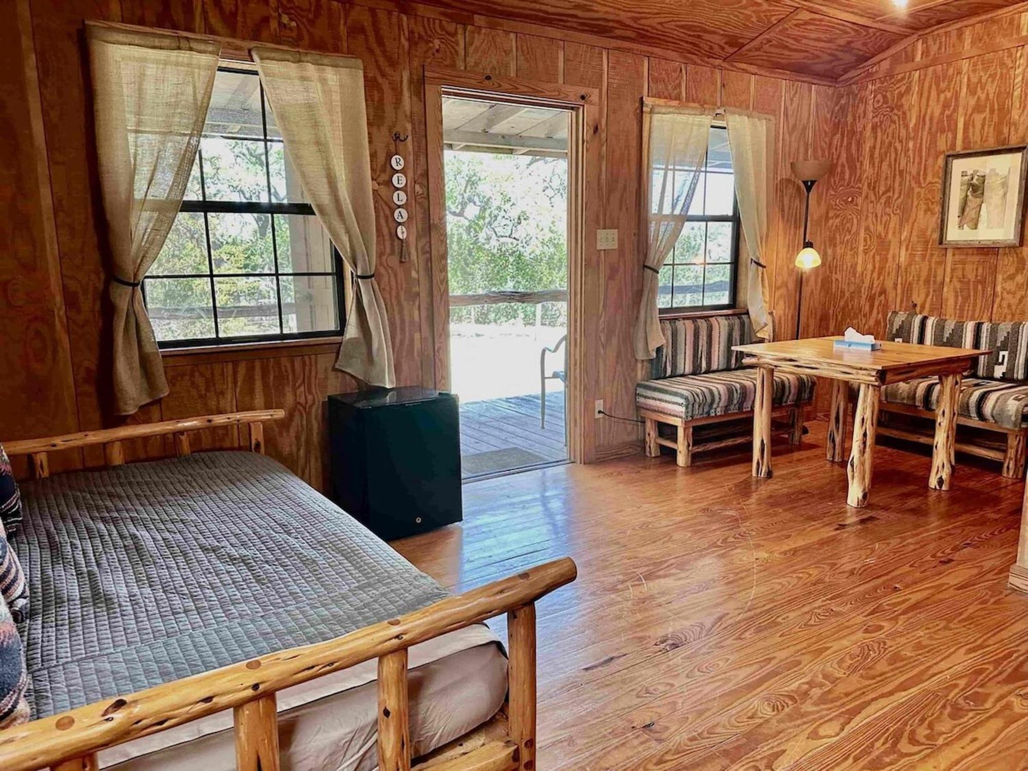 Crc Ranch Retreat Otel Bandera Dış mekan fotoğraf