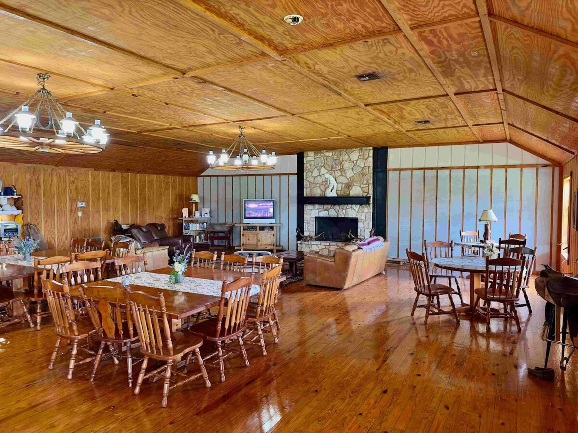 Crc Ranch Retreat Otel Bandera Dış mekan fotoğraf