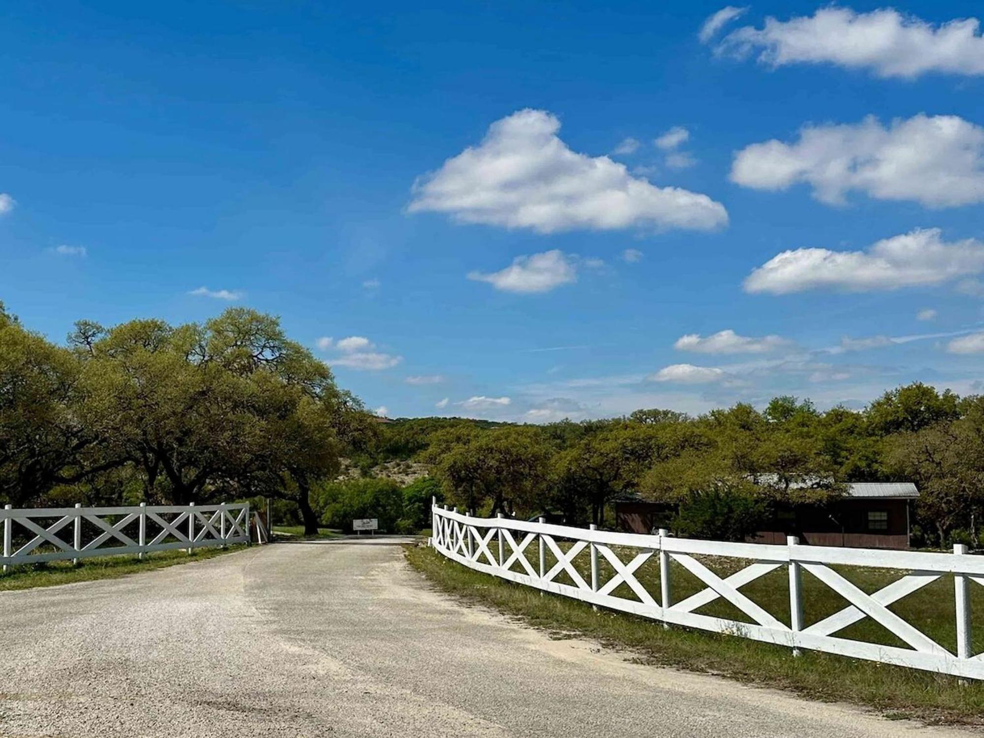 Crc Ranch Retreat Otel Bandera Dış mekan fotoğraf